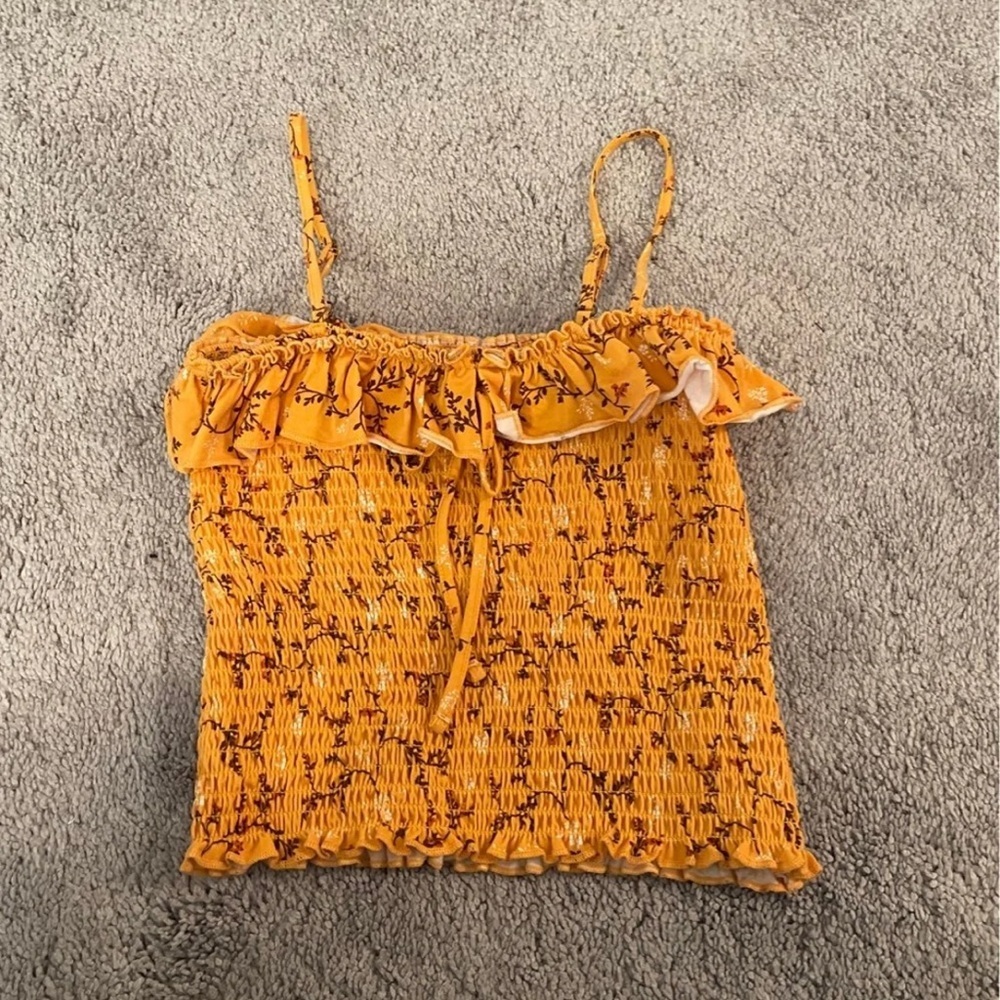 Forever 21 smocked crop top small - Picture 3 of 4